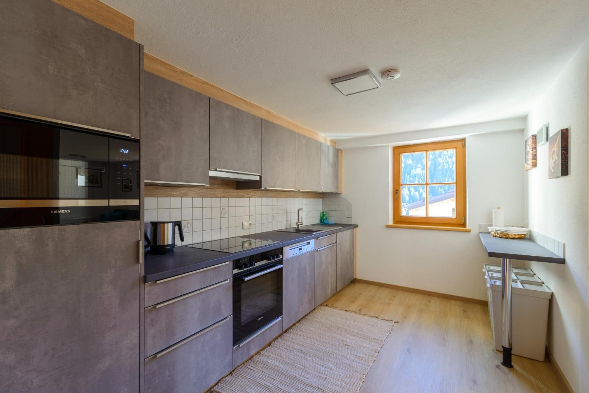 Haus St. Bernard Leilighet Pettneu am Arlberg Eksteriør bilde