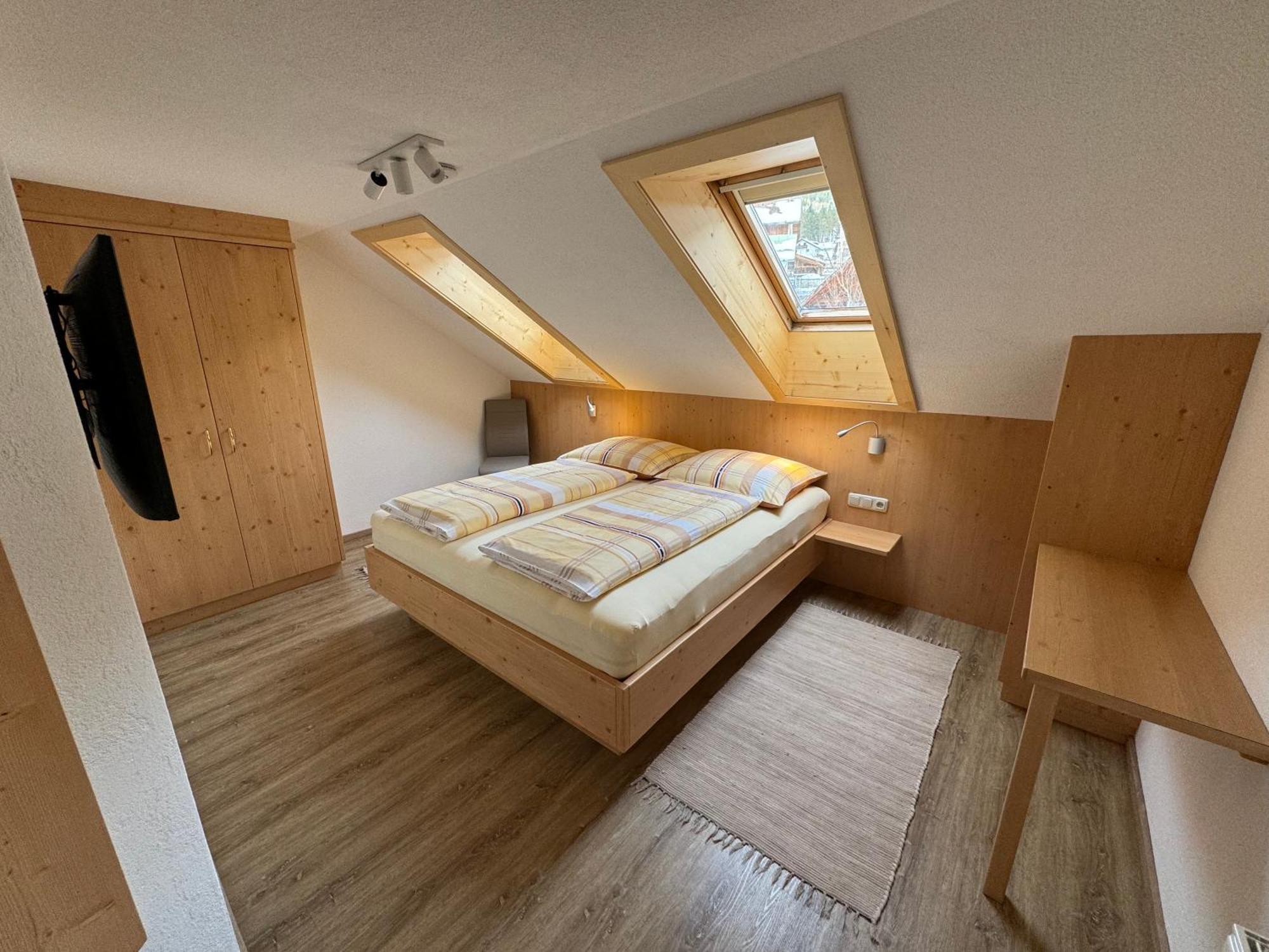 Haus St. Bernard Leilighet Pettneu am Arlberg Eksteriør bilde