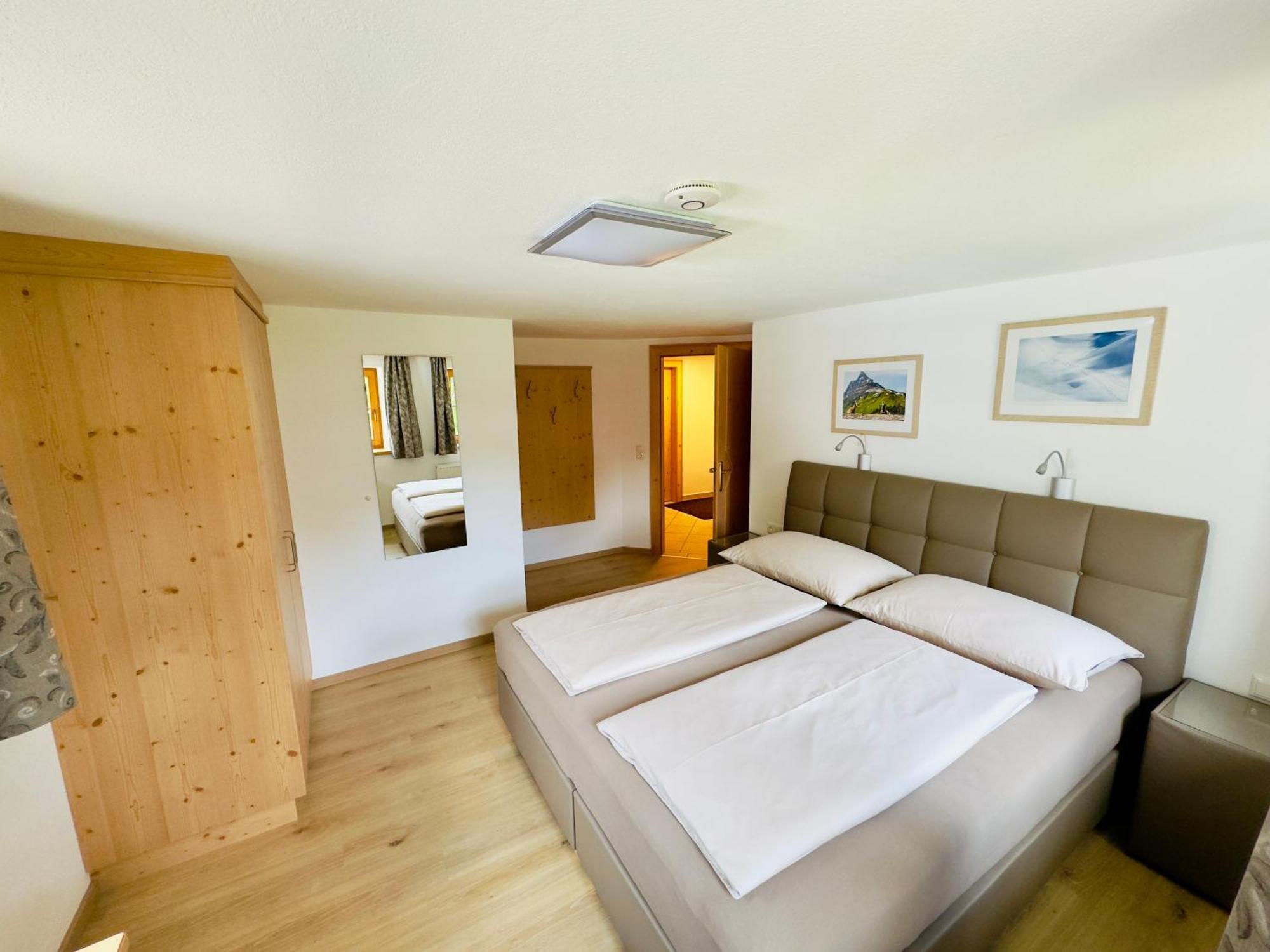 Haus St. Bernard Leilighet Pettneu am Arlberg Eksteriør bilde